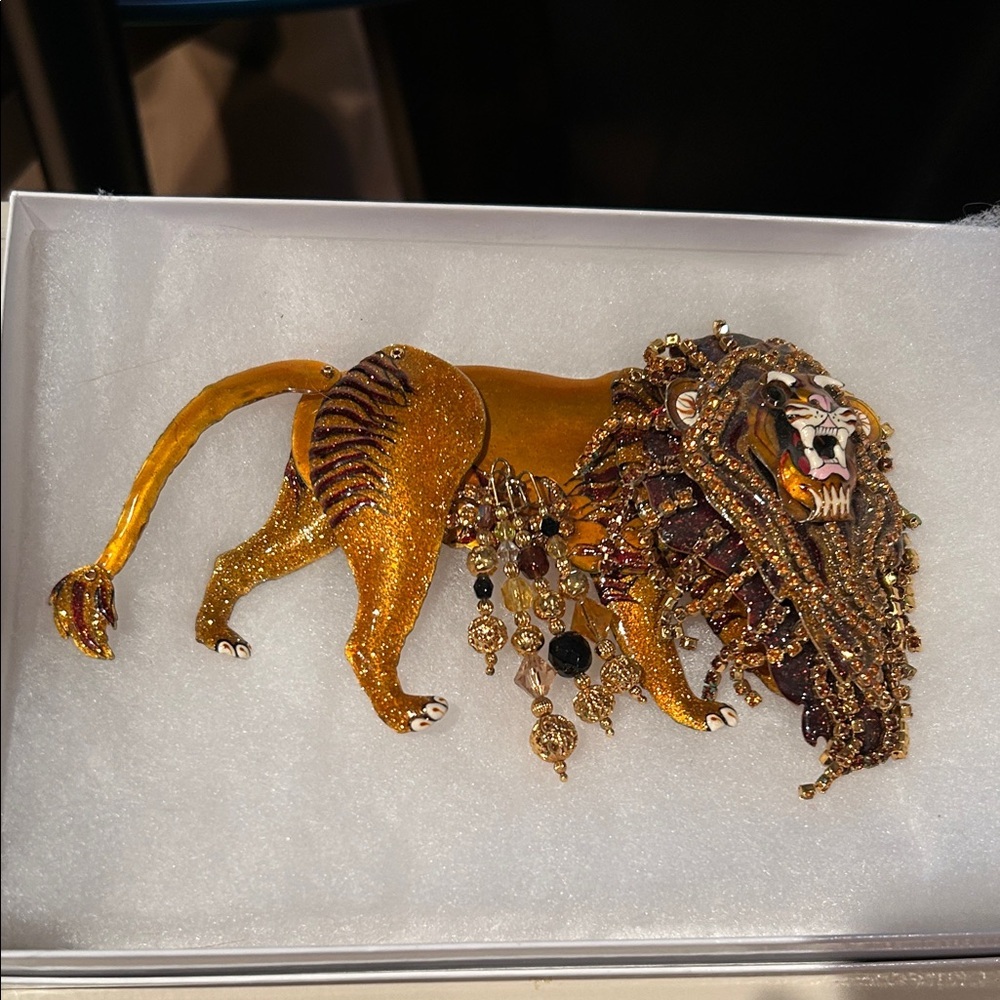 Lunch At The Ritz Brooch Gold Lion Brooch with Beaded Mane